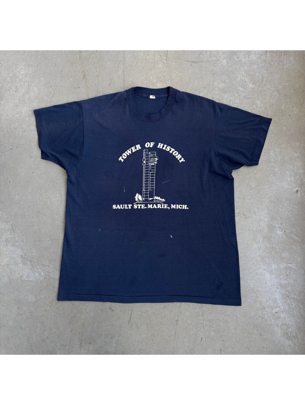 Vintage 80s Tower Of History Graphic T-Shirt Extra Large Navy